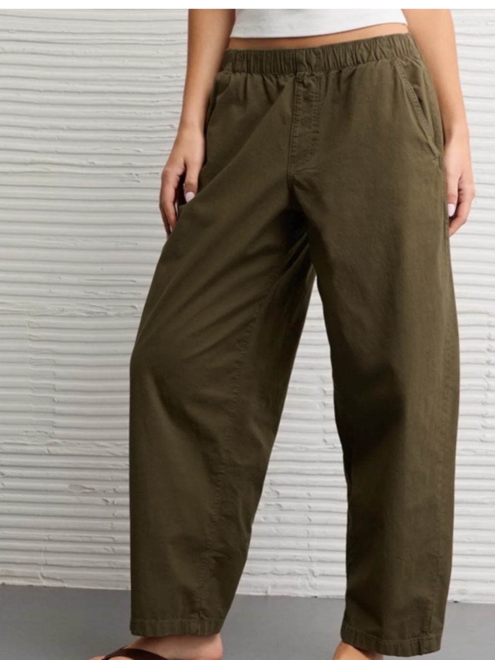 AE Pull On Barrel Pants Size XS
